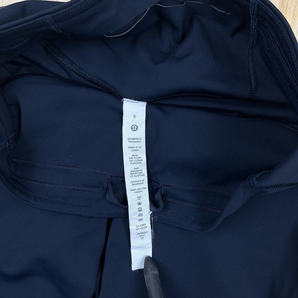 Lululemon Blue Align High-Rise Shorts 8" Size 6 Women's Biker - Picture 2 of 9